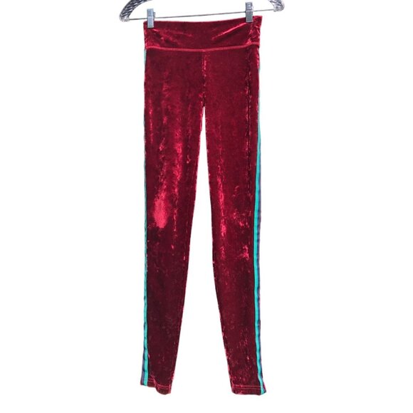 Aerie Chill Play Move Leggings in Burgundy Red Velour Crushed Velvet  Womens Siz - Picture 1 of 2